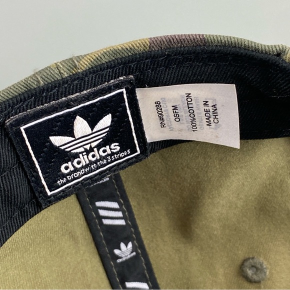 Men's Adidas Originals Trefoil
Plus Forest Camo Snapback Hat
Cap [OSFM] - Picture 7 of 8